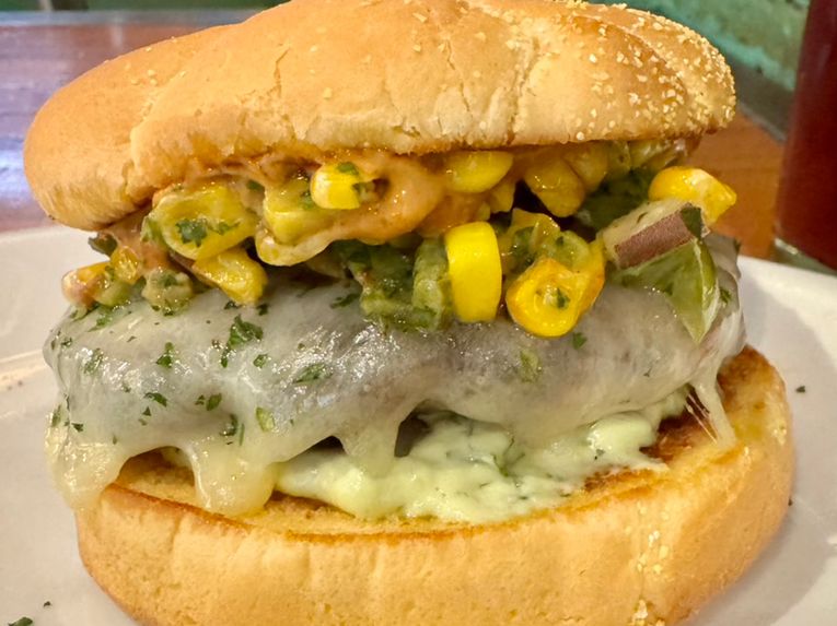 Papi's Chorizo Burger